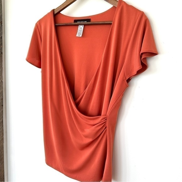 Jones New York stretch surplice  top with cap sleeves and ruching at the waist - Picture 3 of 8